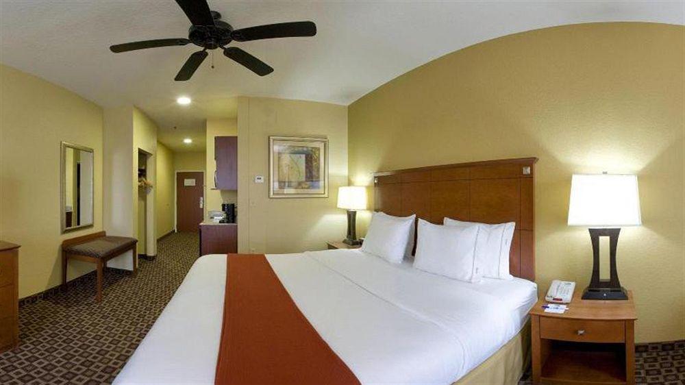 Holiday Inn Express Mccomb By Ihg מראה חיצוני תמונה