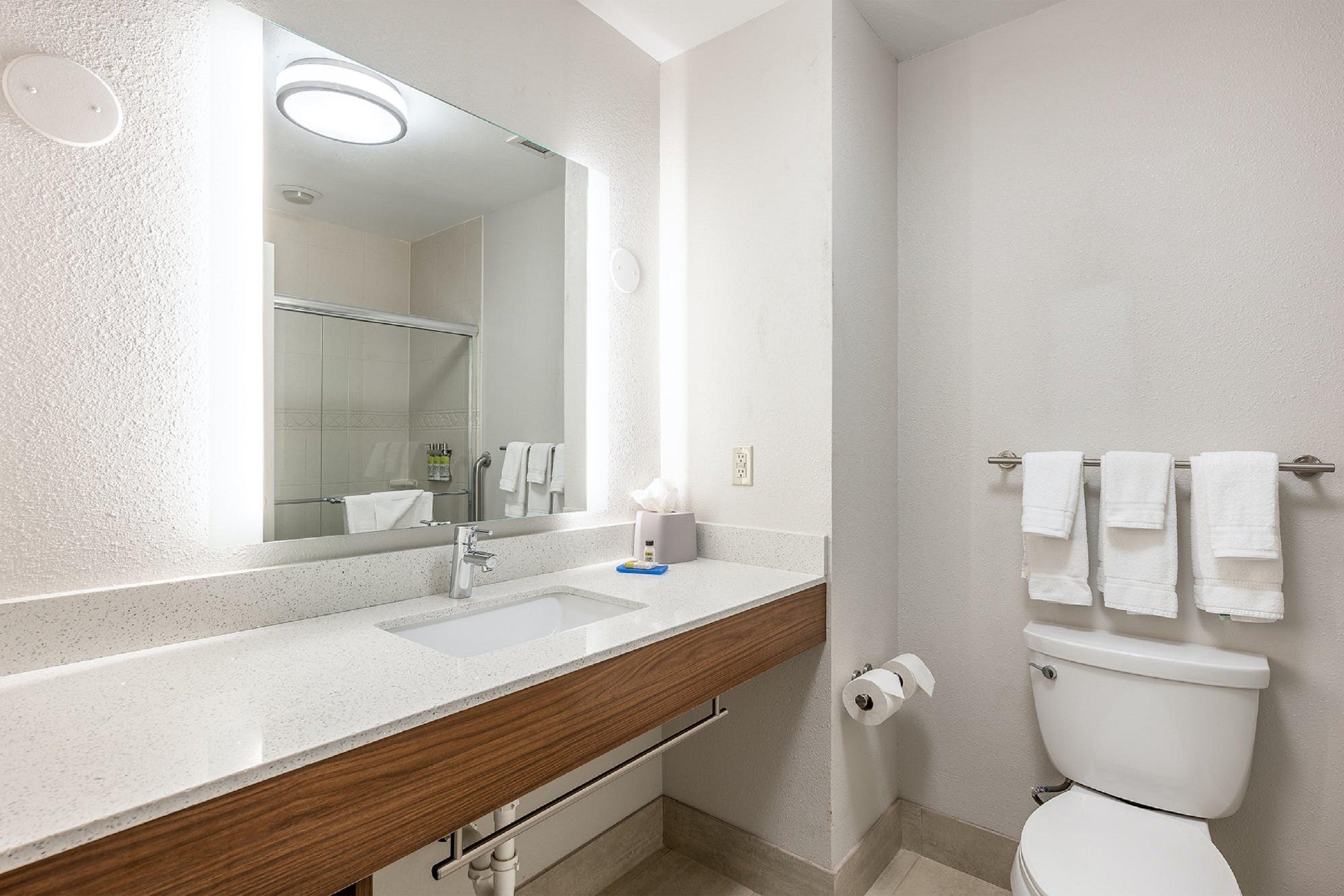 Holiday Inn Express Mccomb By Ihg מראה חיצוני תמונה