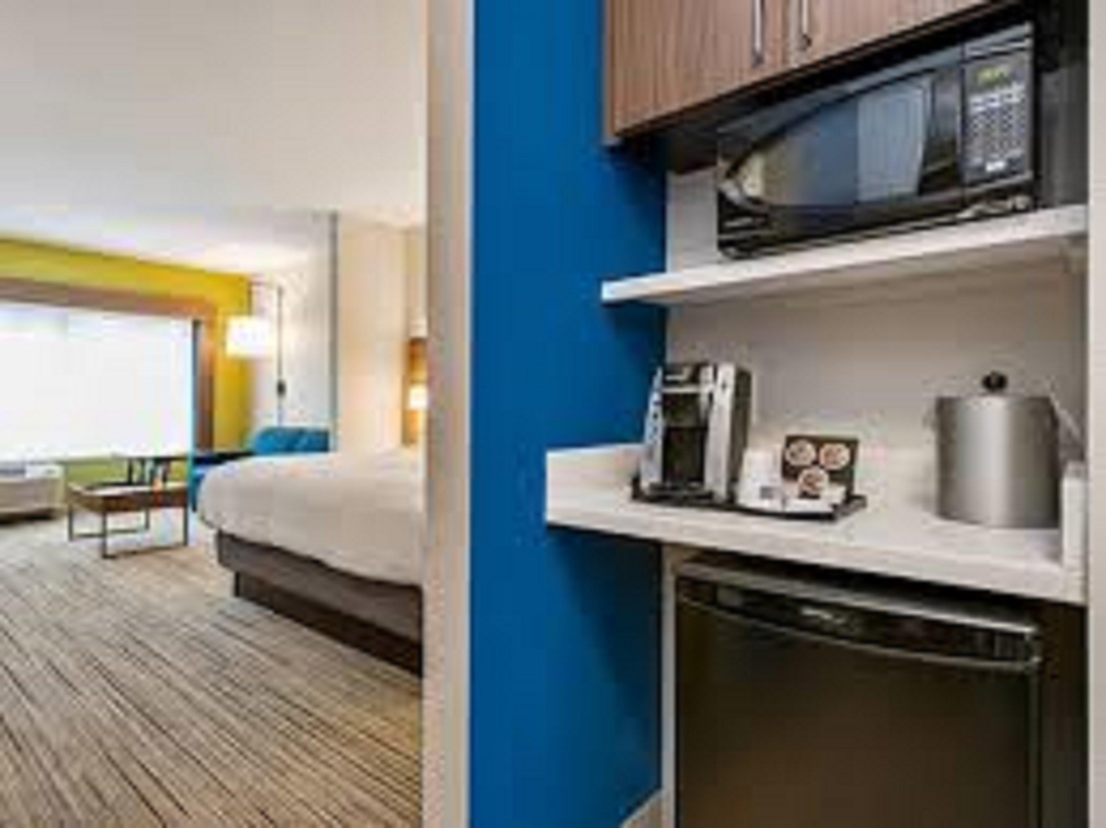 Holiday Inn Express Mccomb By Ihg מראה חיצוני תמונה